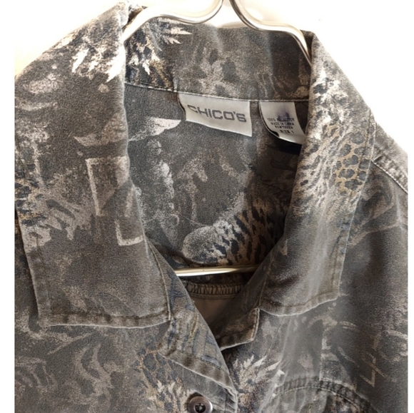 CHICOS Animal Print Light Weight Jacket Size 1 - Picture 4 of 4